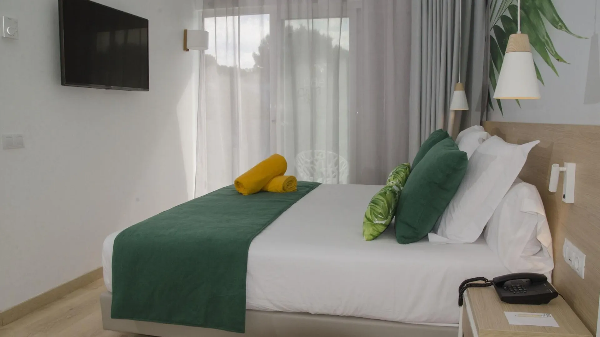Bq Paguera Boutique Hotel - Adults Only Peguera 4*,